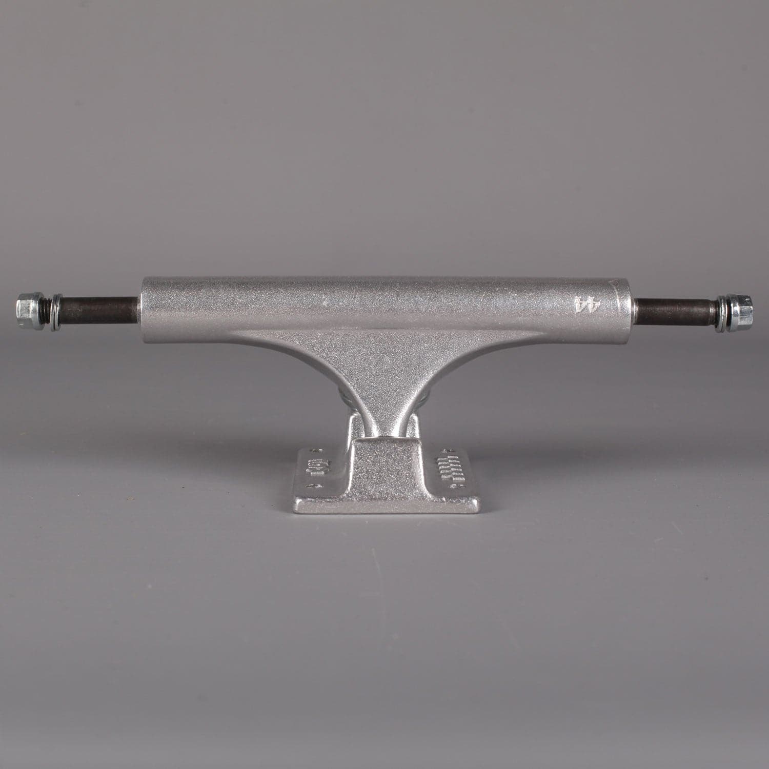 Ace 'Classic' 44s Trucks (Silver) - Image 2